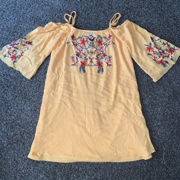 Dress - Picture 1 of 3